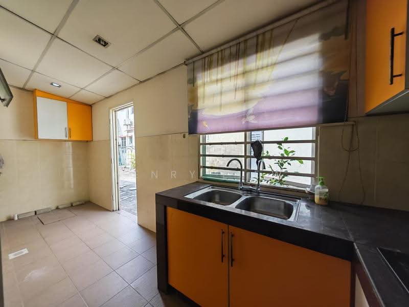 Rumah Teres 2.5-Tingkat untuk Dijual di Puchong (Selangor) - Henry Liew - PropertyGuru.com.my