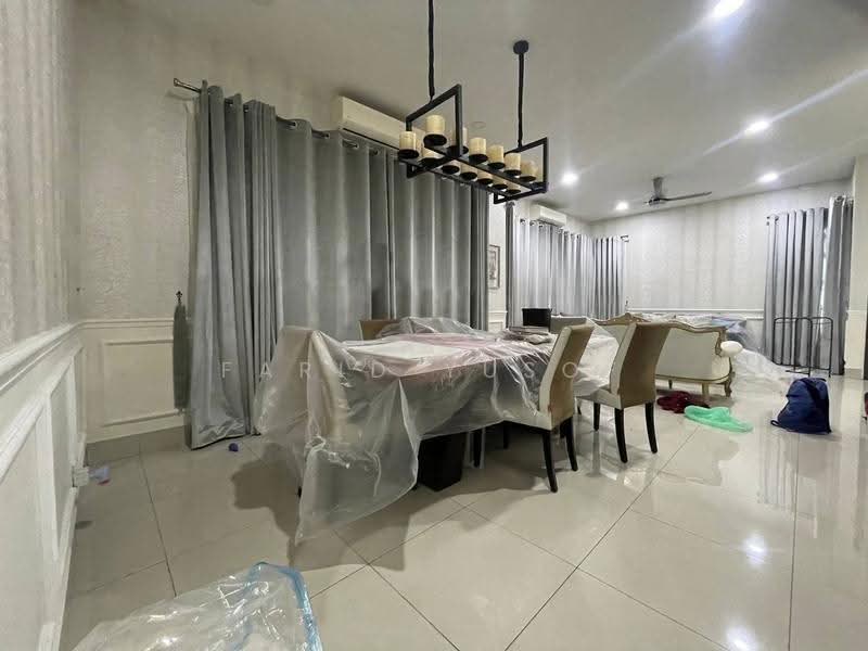 Semi-Detached House for Sale in Selayang (Selangor) - Farid Yusof - Dining Room - PropertyGuru.com.my