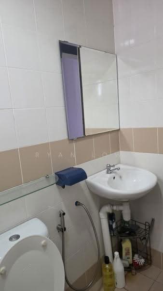 Condominium for Rent at Puncak Banyan - Ryan Low - Bathroom - PropertyGuru.com.my