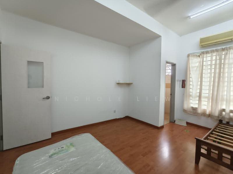Semi-Detached House for Rent in Bandar Teknologi Kajang (Kajang) - Nichole Liew - Bedroom - PropertyGuru.com.my