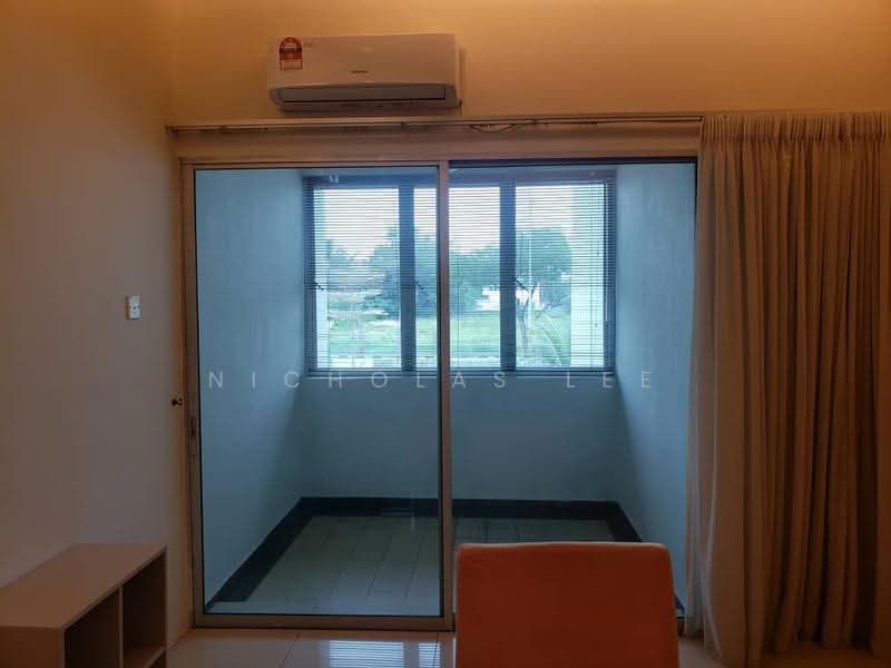 Kondominium untuk Dijual di Canning Suites - Nicholas Lee - Balcony - PropertyGuru.com.my