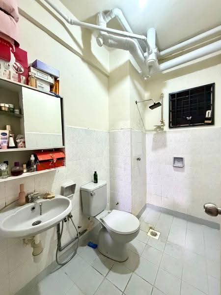Condominium for Sale at Bayu Tasik 1 - Azrul Ismail - Bathroom - PropertyGuru.com.my