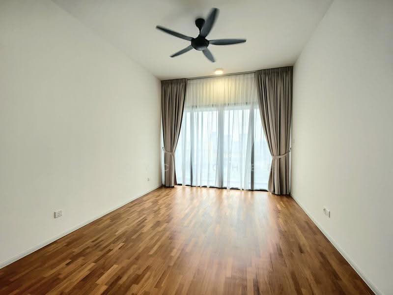 Kediaman Servis untuk Dijual di Ativo Suites @ Damansara Avenue - Joyce Chee - Living Room - PropertyGuru.com.my