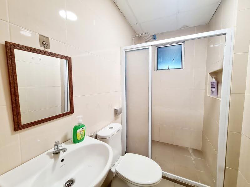 Kediaman Servis untuk Dijual di OUG Parklane - Sean Chia - Bathroom - PropertyGuru.com.my
