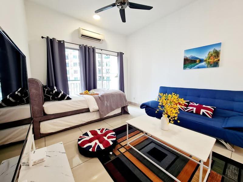 Kediaman Servis untuk Dijual di OUG Parklane - Sean Chia - Living Room - PropertyGuru.com.my