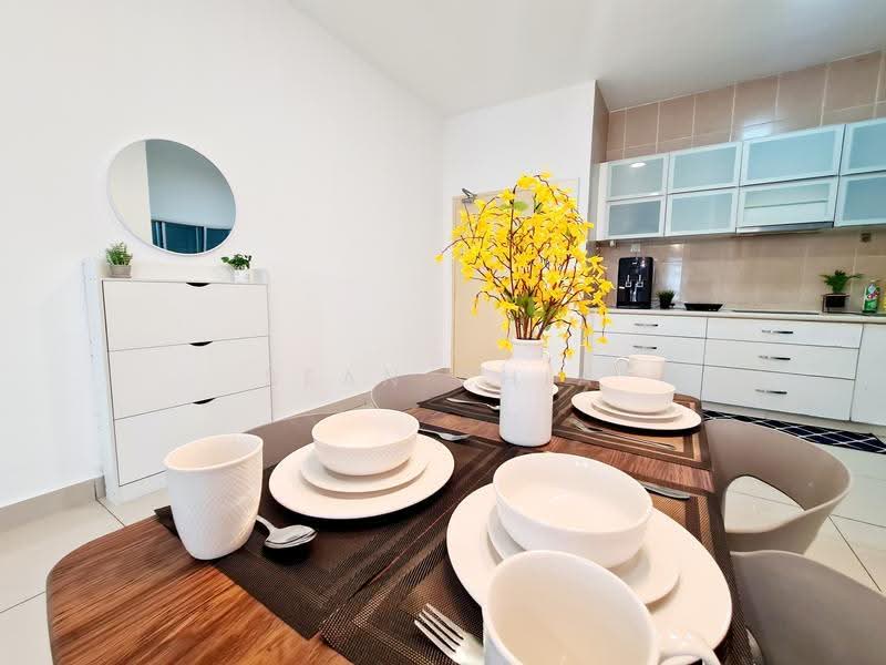 Kediaman Servis untuk Dijual di OUG Parklane - Sean Chia - Dining Room - PropertyGuru.com.my
