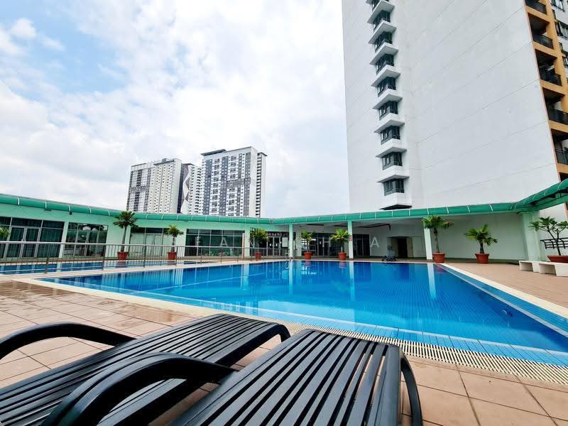 Kediaman Servis untuk Dijual di OUG Parklane - Sean Chia - Exterior - PropertyGuru.com.my