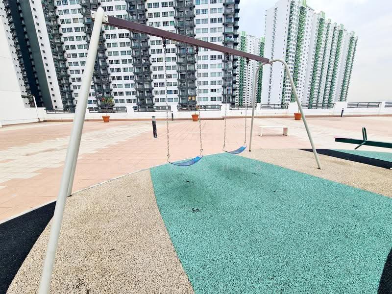 Kediaman Servis untuk Dijual di OUG Parklane - Sean Chia - Exterior - PropertyGuru.com.my