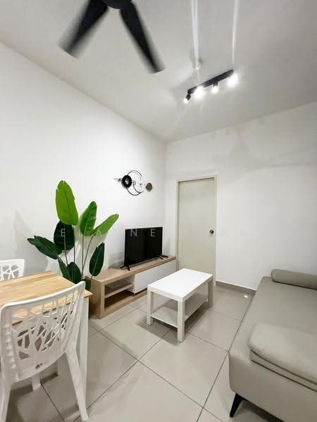 Kediaman Servis untuk Disewa di 168 Park Residensi Selayang - Elaine Loke - Living Room - PropertyGuru.com.my