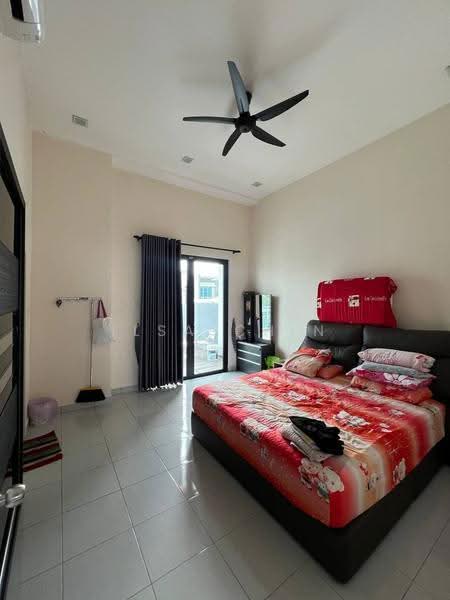 2-storey Terraced House for Sale in Bandar Seri Alam (Masai) - ILSA CHIN - Bedroom - PropertyGuru.com.my