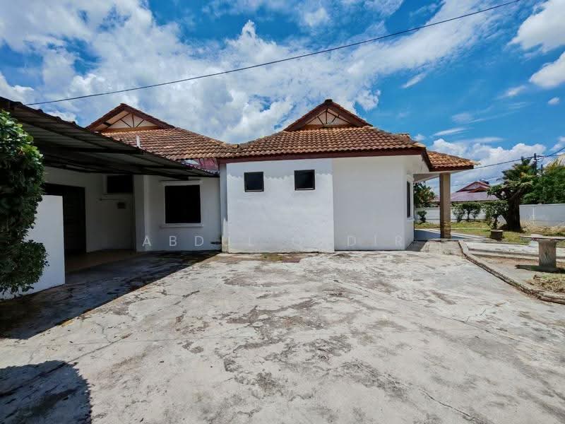 Bungalow House for Sale in Bandar Rinching (Semenyih) - Abdul Qadir - Exterior - PropertyGuru.com.my