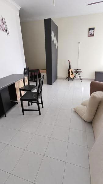 Pangsapuri untuk Disewa di Vista Impiana - Eason Hong - Living Room - PropertyGuru.com.my