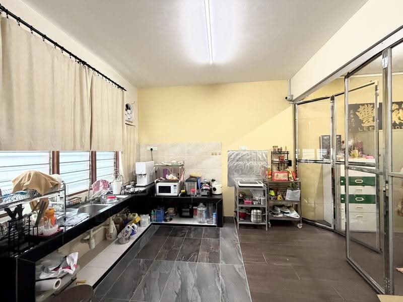 Rumah Teres 2-Tingkat untuk Dijual di Taman Midah (Cheras) - Dlynie Ooi - Kitchen - PropertyGuru.com.my