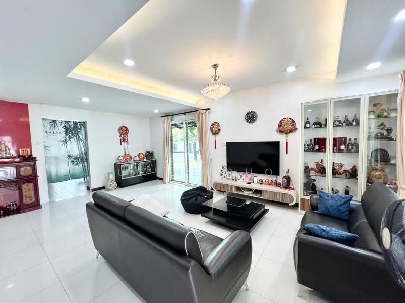 2.5-storey Terraced House for Sale in Taman Meranti Jaya (Puchong) - Eugene Choy - Living Room - PropertyGuru.com.my