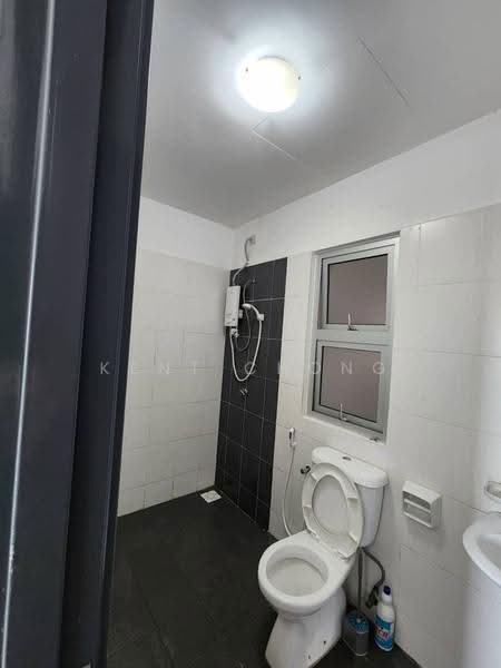 Kediaman Servis untuk Disewa di Saville @ Kajang - Kent Chong - Bathroom - PropertyGuru.com.my
