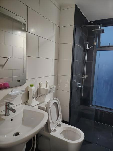 Service Residence for Rent at Univ 360 Place - Yew Lan Wong - Bathroom - PropertyGuru.com.my