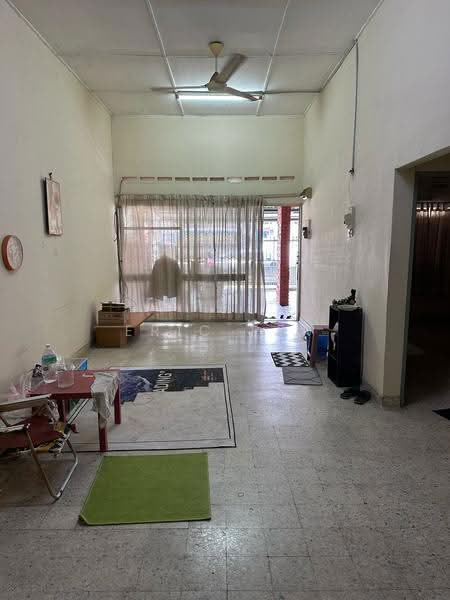 1-storey Terraced House for Sale in Taman Sri Bintang (Kepong) - Eric Per - Living Room - PropertyGuru.com.my