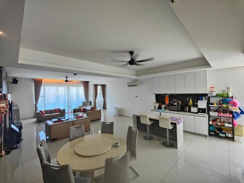 Condominium for Sale at Shineville Park - Lilly . - Living Room - PropertyGuru.com.my