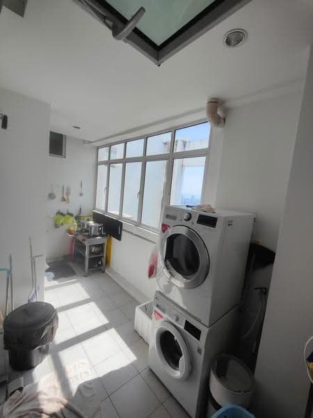 Condominium for Sale at Shineville Park - Lilly . - Balcony - PropertyGuru.com.my