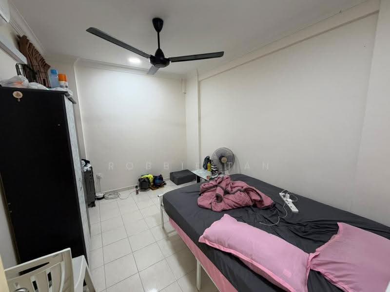 Pangsapuri untuk Dijual di Villa Bestari Apartment - Robbie Tan - Bedroom - PropertyGuru.com.my