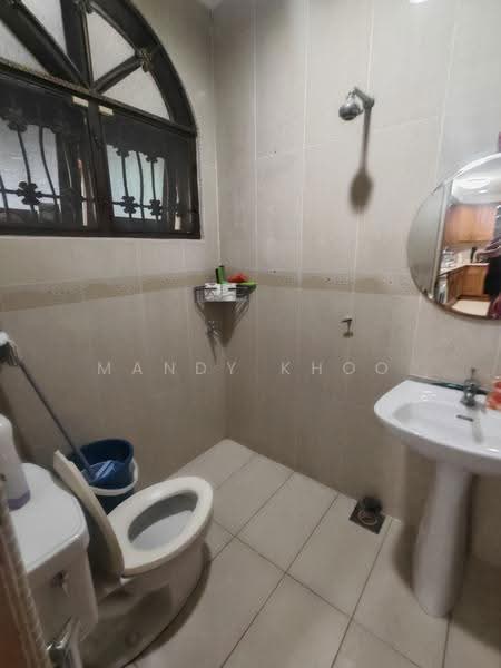 Rumah Berkembar untuk Dijual di Ulu Kelang (Kuala Lumpur) - Mandy Khoo - Bathroom - PropertyGuru.com.my