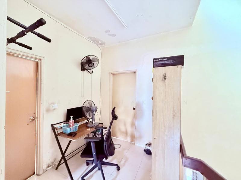2-storey Terraced House for Sale in Puteri Heights (Rawang) - Nazrin Hakimin - Study - PropertyGuru.com.my