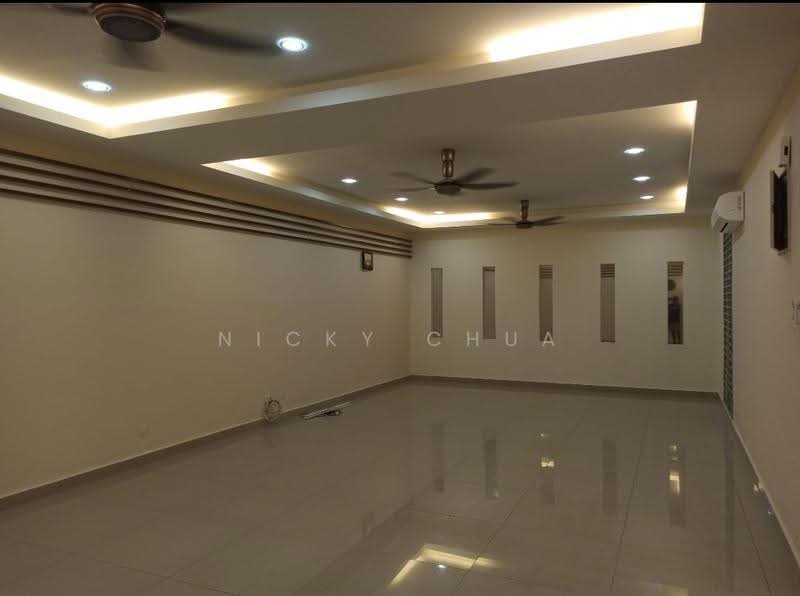 Rumah Banglo untuk Disewa di Nilai (Negeri Sembilan) - Nicky Chua - Living Room - PropertyGuru.com.my