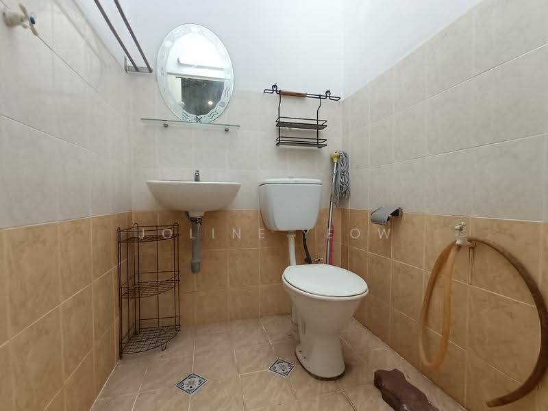 1-storey Terraced House for Sale in Panorama Lapangan Perdana (Ipoh) - Joline YEOW - Bathroom - PropertyGuru.com.my