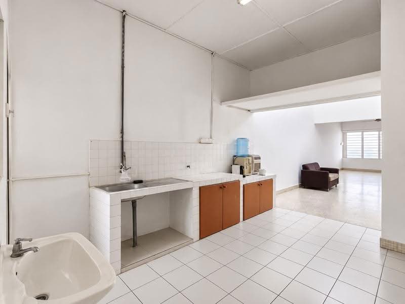 Rumah Teres 1-Tingkat untuk Disewa di Taman Chai Leng (Perai) - Jia Ying - Kitchen - PropertyGuru.com.my