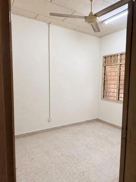 1-storey Terraced House for Sale in Taman Pelangi (Johor Bahru) - Belle Choy - Interior - PropertyGuru.com.my