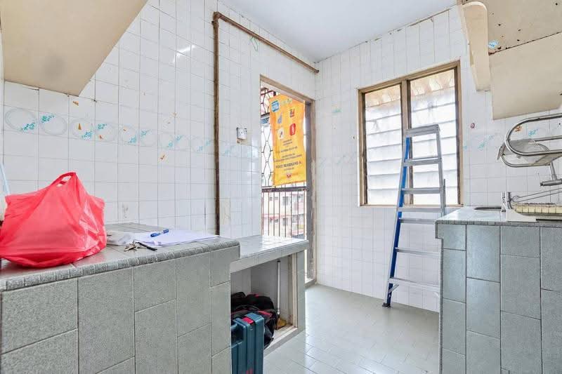 Flat for Sale at Seksyen 2 Wangsa Maju Flat - Izzaza Izzati - Kitchen - PropertyGuru.com.my