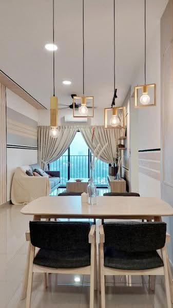 Kondominium untuk Disewa di Midfields 2 - Gin Low - Living Room - PropertyGuru.com.my