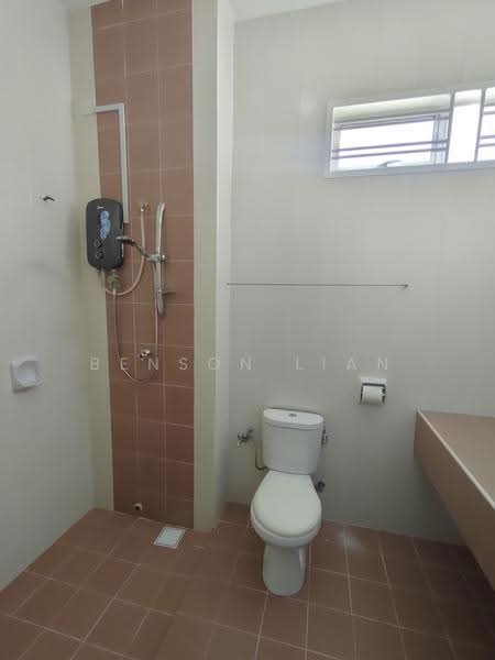 Rumah Teres 2-Tingkat untuk Dijual di Puncak Alam (Selangor) - Benson Lian - Bathroom - PropertyGuru.com.my
