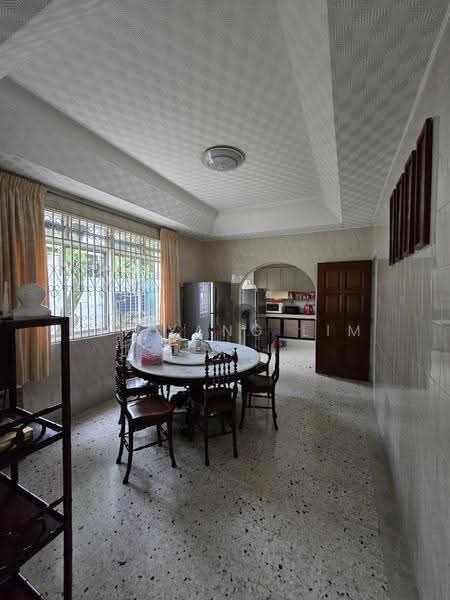 Rumah Banglo untuk Dijual di Taman Overseas Union (Taman Oug) (Jalan Klang Lama (Old Klang Road)) - Fei Yang Lim - Dining Room - PropertyGuru.com.my