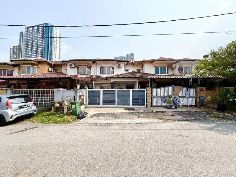 Rumah Teres 2-Tingkat untuk Dijual di Seksyen 8 (Bangi) - Nazrin Hakimin - Exterior - PropertyGuru.com.my