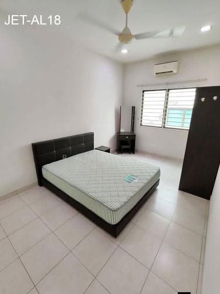2-storey Terraced House for Sale in Setia Indah (Setia Alam) - Raymond Cheng - Bedroom - PropertyGuru.com.my