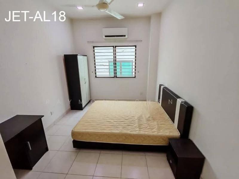 2-storey Terraced House for Sale in Setia Indah (Setia Alam) - Raymond Cheng - Bedroom - PropertyGuru.com.my