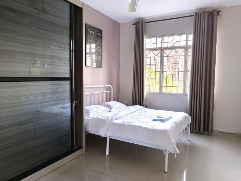 Pangsapuri untuk Disewa di Mentari Court - Philip Ng - Bedroom - PropertyGuru.com.my