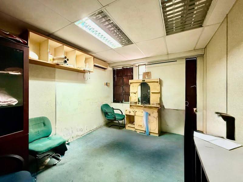 Shop / Office for Sale in Kepong (Kuala Lumpur) - Amirul Nasyriq - Interior - PropertyGuru.com.my