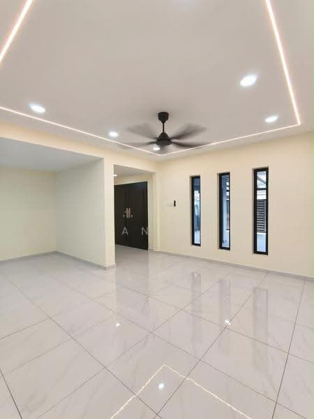 Rumah Teres 2-Tingkat untuk Dijual di Taman Daya (Johor Bahru) - JAN AU - Living Room - PropertyGuru.com.my