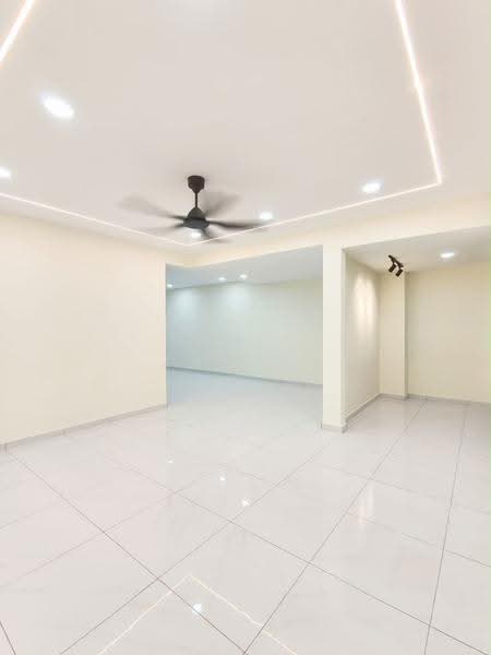 Rumah Teres 2-Tingkat untuk Dijual di Taman Daya (Johor Bahru) - JAN AU - Living Room - PropertyGuru.com.my