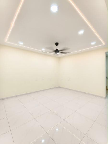 Rumah Teres 2-Tingkat untuk Dijual di Taman Daya (Johor Bahru) - JAN AU - Living Room - PropertyGuru.com.my