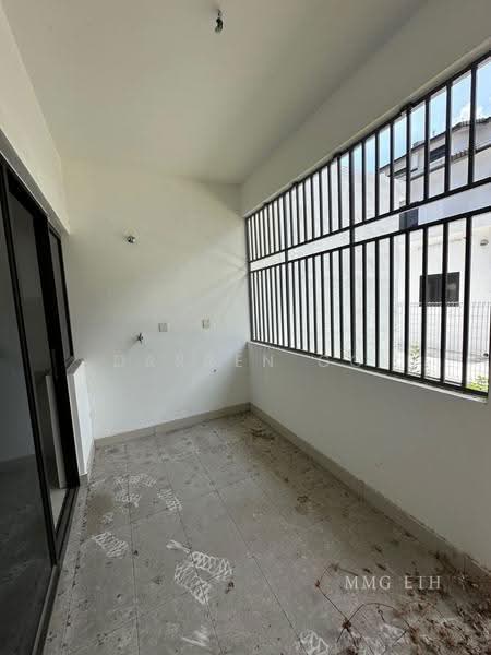 2-storey Terraced House for Sale in Bandar Bukit Raja (Klang) - Darren Go - Balcony - PropertyGuru.com.my