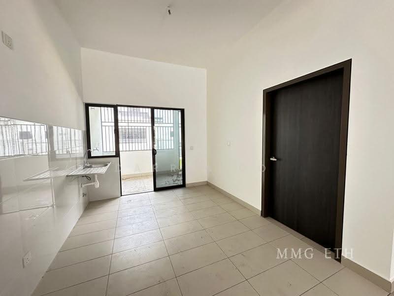 2-storey Terraced House for Sale in Bandar Bukit Raja (Klang) - Darren Go - Kitchen - PropertyGuru.com.my