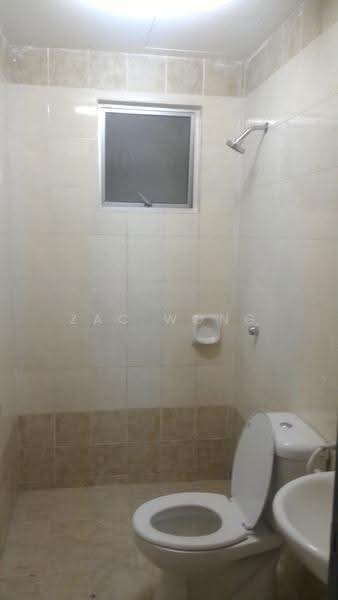 Apartment for Rent at Palm Garden Apartment - Zac Wong - Bathroom - PropertyGuru.com.my