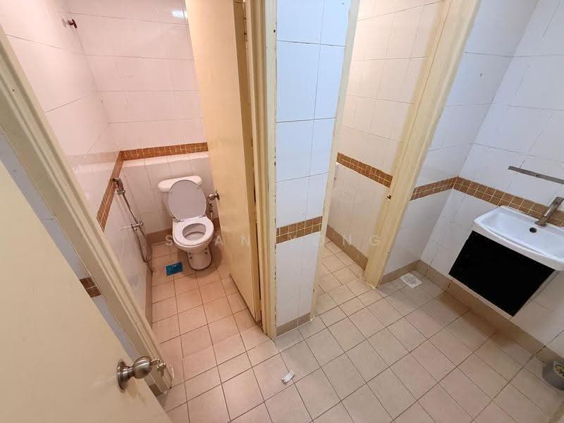 Office for Rent in Seksyen 19 (Petaling Jaya) - Sean Yong - Bathroom - PropertyGuru.com.my
