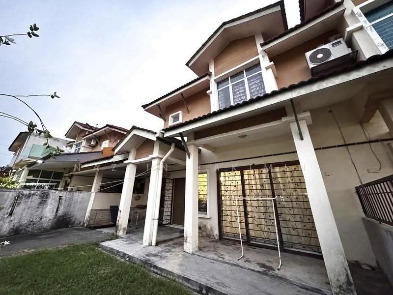2-storey Terraced House for Sale in Alam Suria (Puncak Alam) - Nazrin Hakimin - Exterior - PropertyGuru.com.my