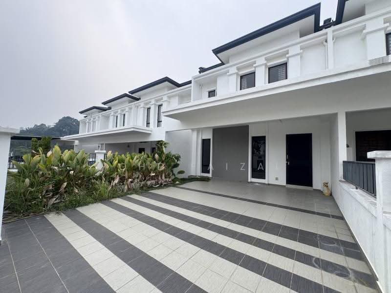 Rumah Teres 2-Tingkat untuk Disewa di Bandar Baru Bangi (Selangor) - Mohd Faizal - Exterior - PropertyGuru.com.my