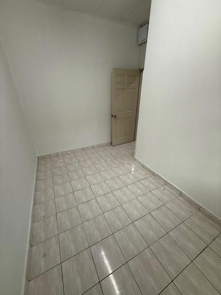 1-storey Terraced House for Rent in Bandar Baru Permas Jaya (Permas Jaya) - Cora Loh - Interior - PropertyGuru.com.my