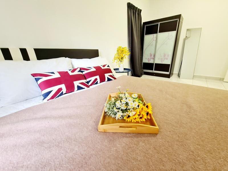 Condominium for Sale at Endah Regal Condominium - Sean Chia - Bedroom - PropertyGuru.com.my